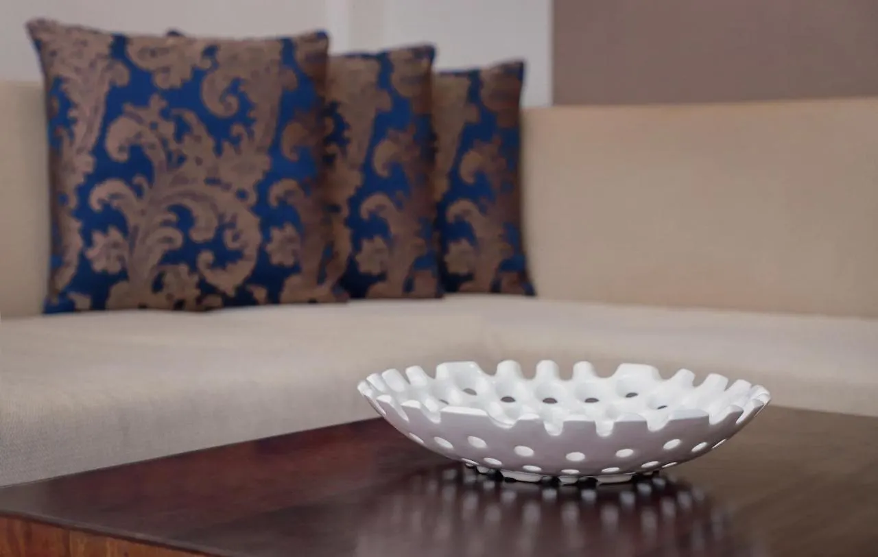 Blue Water Boutique Hotel Negombo